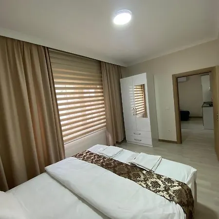Goektuerk شقة