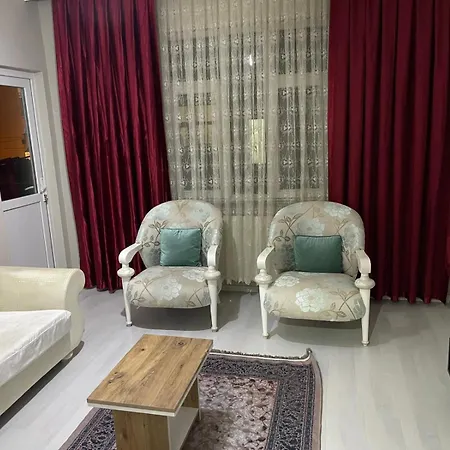 Apartment Goektuerk *